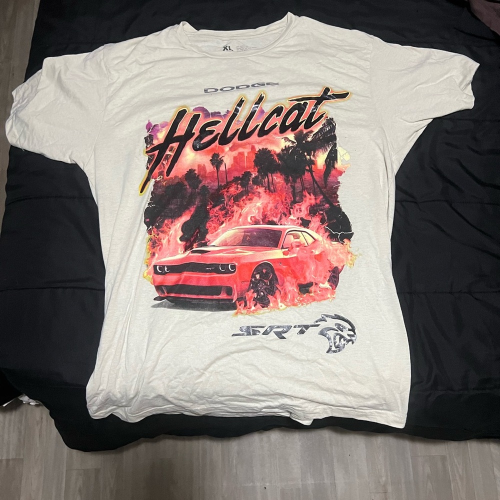 Graphic shirt half silky and half cotton